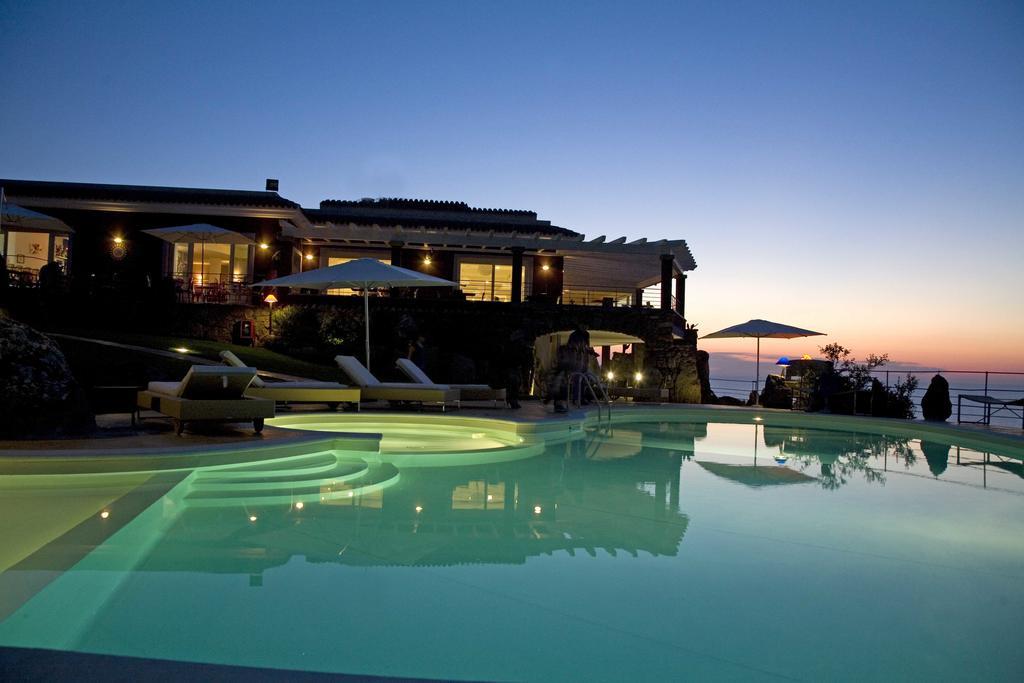 Hotel Bajaloglia 4*
