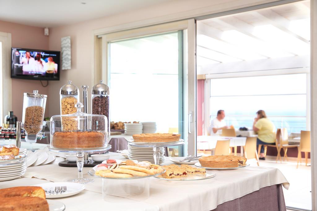 Hotel Bajaloglia 4*